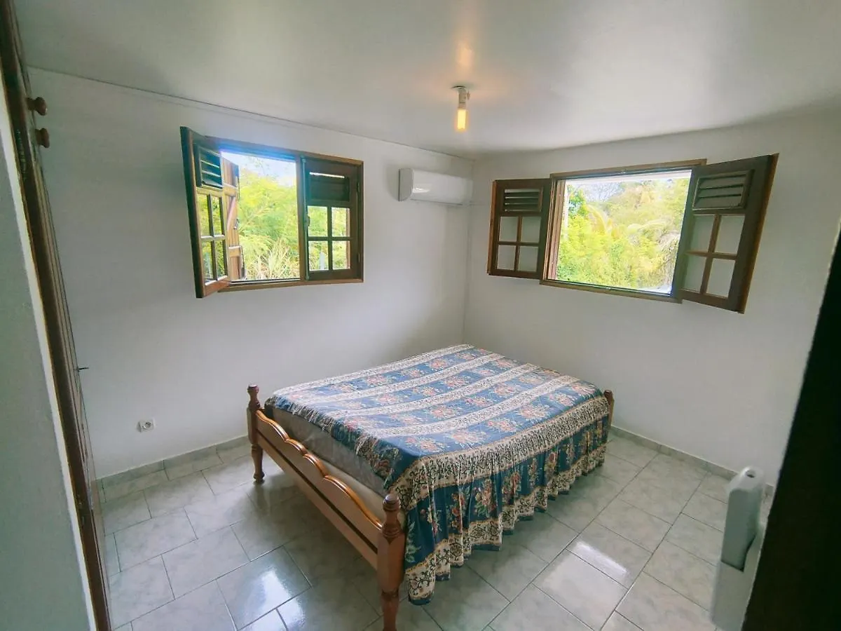 Bas De Villa Type F2 Proche Commodites لو مول